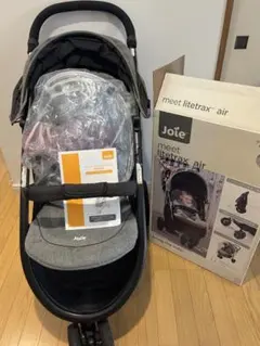 Joie ライトトラックスエア　3輪　ベビーカーのサムネイル
