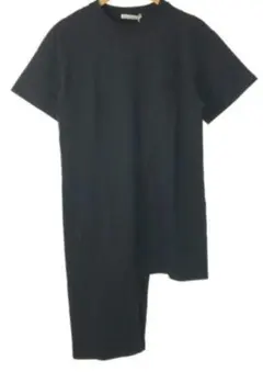 【RANDEBOO】アシンメトリーレイヤードTシャツ ワンピースのサムネイル