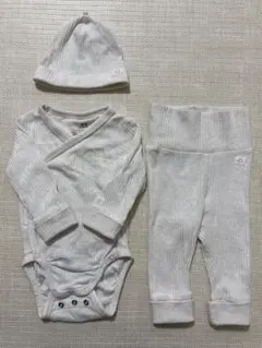 H&M 2-4m長袖ボディスーツパンツ帽子　リブ素材　ロンパース　セットアップ
