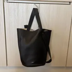 BEAURE/ビュレ　バケツ型ショルダーバッグのサムネイル