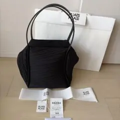 【新品未使用】プリーツプリーズ BIAS PLEATS BAG トートバッグ 黒のサムネイル
