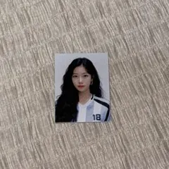 LESSERAFIM カズハ ID