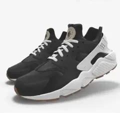 新品未使用 NIKEナイキ スニーカー　エア ハラチ　ウィメンズ