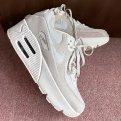 未使用品 NIKEエアマックス90 LV8 SE 厚底 スニーカー 23cm