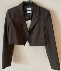 ZARA テーラードジャケット ショート丈　短丈