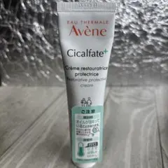 光*る様 Avène Cicalfate+ クリーム 40gusedのサムネイル