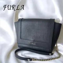 未使用級✨フルラ 現行 ショルダーバッグ アーチロゴ ターンロック