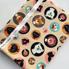 北欧 動物柄 インゲラアリアニウス オックス生地 ベージュ はぎれ ハギレ 布