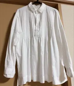 ☆美品☆トウジュー　ピンタックシャツ　ホワイトのサムネイル