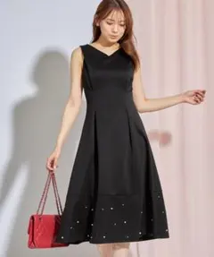 tocco 裾パール付きウエストタック令嬢ノースリーブワンピース