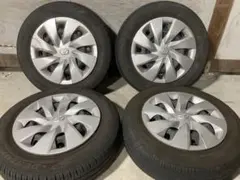 格安出品！ヴィッツ純正　165/70R14のサムネイル