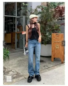 グレイル　フレアデニムパンツ　Sサイズ