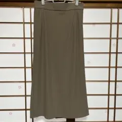 リブ編みベージュタイトスカート