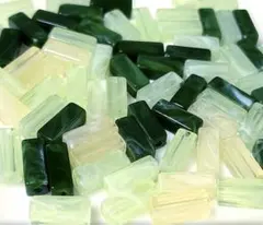 B729 アクリルビーズ