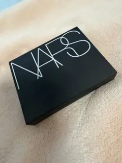 NARS ライトリフレクティングセッティングパウダー プレスト