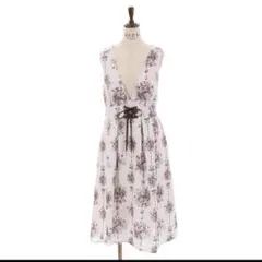 axes femme ローズリボン柄ジャンスカ