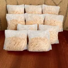 ♧43 削りたてをお届けします　ヒノキチップ　ヒノキおがくず10袋　かんなくずのサムネイル