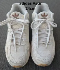 adidas ASTIR W スニーカー ベージュ オフ白 24cm