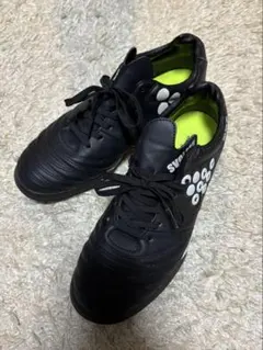 美品✨ SVOLME スボルメ　サッカー　トレーニングシューズ　27.5のサムネイル