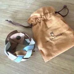 Item thumbnail for item 765ddcd0-bc5e-46d3-b450-b115446e8f37