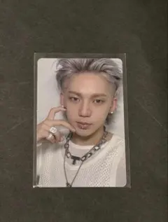 ヒョンソク 8000円トレカ 顔アクキー 哀 怒セット