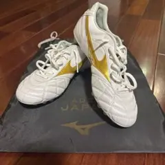 も*ん様 MIZUNO MORELIA JAPAN ホワイト ゴールド サッカー - メルカリ