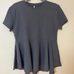 新品 未使用　タグ付き‼️ペプラム 半袖 カットソー グレー Lサイズのサムネイル