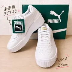 ‼️超メルカリ市‼️PUMA プーマ スニーカー ホワイト 白 人気モデル 23cmのサムネイル