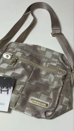 MICHIKO LONDON ショルダーバッグ ゴールドベージュのサムネイル