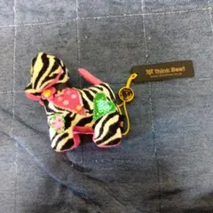 7/18までお値下げThink Bee!ゼブラ柄ドッグぬいぐるみ 2026年最新】Think Bee! サイズ：～14cm ぬいぐるみ その他の人気