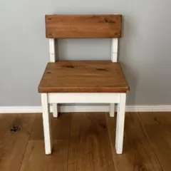 木製キッズチェア ブラウンとホワイト
