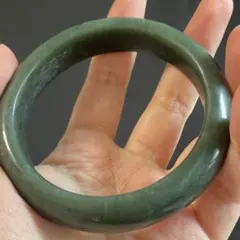 超美品　一点物　グリーンジェイドバングル