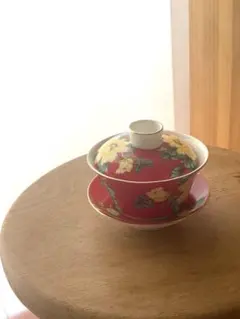 【値下げ】茶器　台湾　　中国茶　蓋付き茶器　花柄