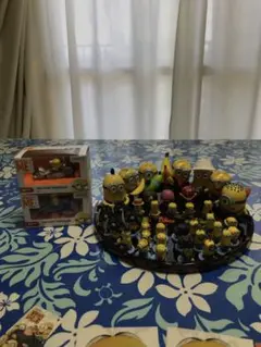 新品ミニオンズミニカー&フィギュアetc