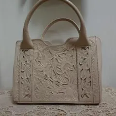 カービングトライブス SquareBoston BAGのサムネイル