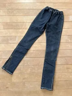 Item thumbnail for item 22f2b9d7-ffde-48fb-b775-24308fd2d5e8