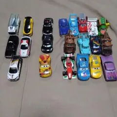 【匿名ダンボール配送】トミカ５台　カーズトミカ１３台　カーズミニカー３台　計21