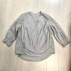 【未使用】W CLOSET ストライプ　グレー ドレープシャツ　Ｖネック