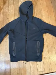 NIKE テックフリース　ブラック 下付き