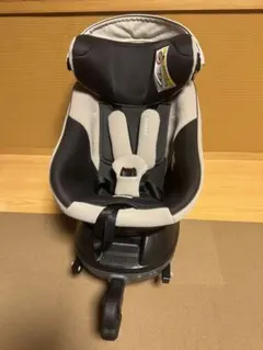 【上位モデル】コンビ クルムーヴ コンパクト R129 JQチャイルドシート