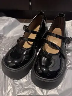 厚底ローファー