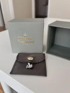 【Kanku様専用ページ】Vivienne Westwood ピアス(片耳のみ）