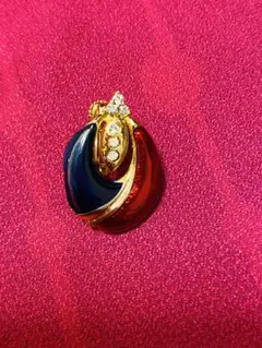 Item thumbnail for item f576c32e-8f81-4032-8999-5741f2a4959e