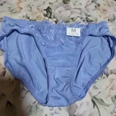 刺繍付きライトブルーショーツ Mサイズ新品