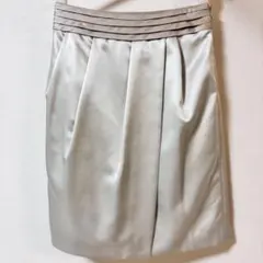 【値下げ】Lautreamont サテン プリーツ ひざ丈スカート・サイズ40