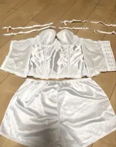 ブライダルインナー B65 AMOSTYLE Triumph