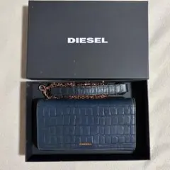 【美品】DIESEL チェーン付き 長財布のサムネイル