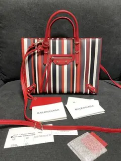BALENCIAGA レッド ハンドバッグ Z Balenciaga Classic City Bag – Red Leather with Gold Hardware