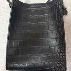 クロコダイル風レザー ブラックショルダーバッグ