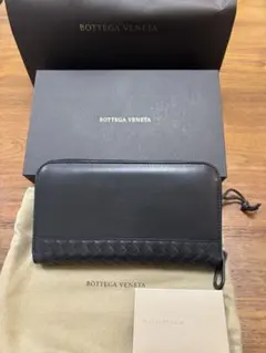 希少　ボッテガヴェネタ ラウンドファスナー　長財布 イントレチャート 黒色　美品